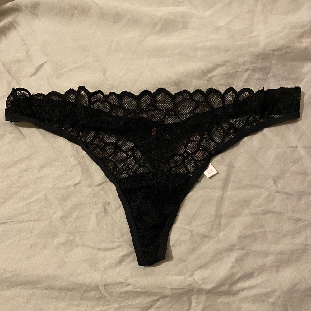 Black lace thong